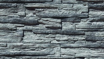 Geçmeli Kayrak Taşı